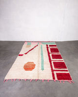 Moderner Designer handgefertigter Berber-Teppich aus Marokko Boujed mit wunderschönen Farben und Mustern