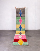 Moderner Designer handgefertigter Berber-Teppich aus Marokko Boujed mit wunderschönen Farben und Mustern