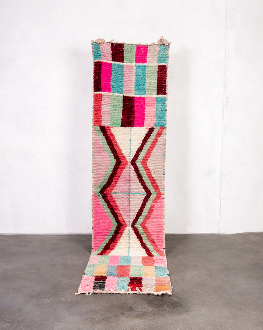 Moderner Designer handgefertigter Berber-Teppich aus Marokko Boujed mit wunderschönen Farben und Mustern