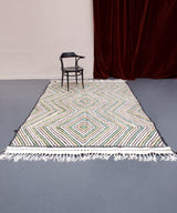 Moderner Designer handgefertigter Berber Teppich aus Marokko Kelim mit wunderschönen Farben und Mustern