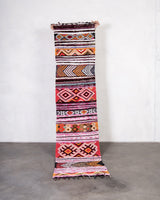 Moderner Designer handgefertigter Berber Teppich aus Marokko Kelim mit wunderschönen Farben und Mustern