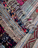 Moderner, handgefertigter Berber-Teppich aus Marokko. Kelim-Teppich mit schönen Designs und robustem Flachgewebe. 100 % Wolle.