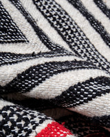 Moderner, handgefertigter Berber-Teppich aus Marokko. Kelim-Teppich mit schönen Designs und robustem Flachgewebe. 100 % Wolle.