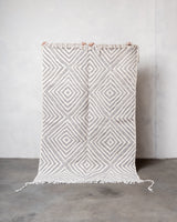 Moderner, handgefertigter Berber-Teppich aus Marokko. Kelim-Teppich mit schönen Designs und robustem Flachgewebe. 100 % Wolle.