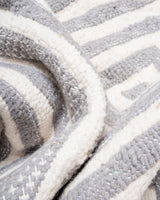 Moderner, handgefertigter Berber-Teppich aus Marokko. Kelim-Teppich mit schönen Designs und robustem Flachgewebe. 100 % Wolle.