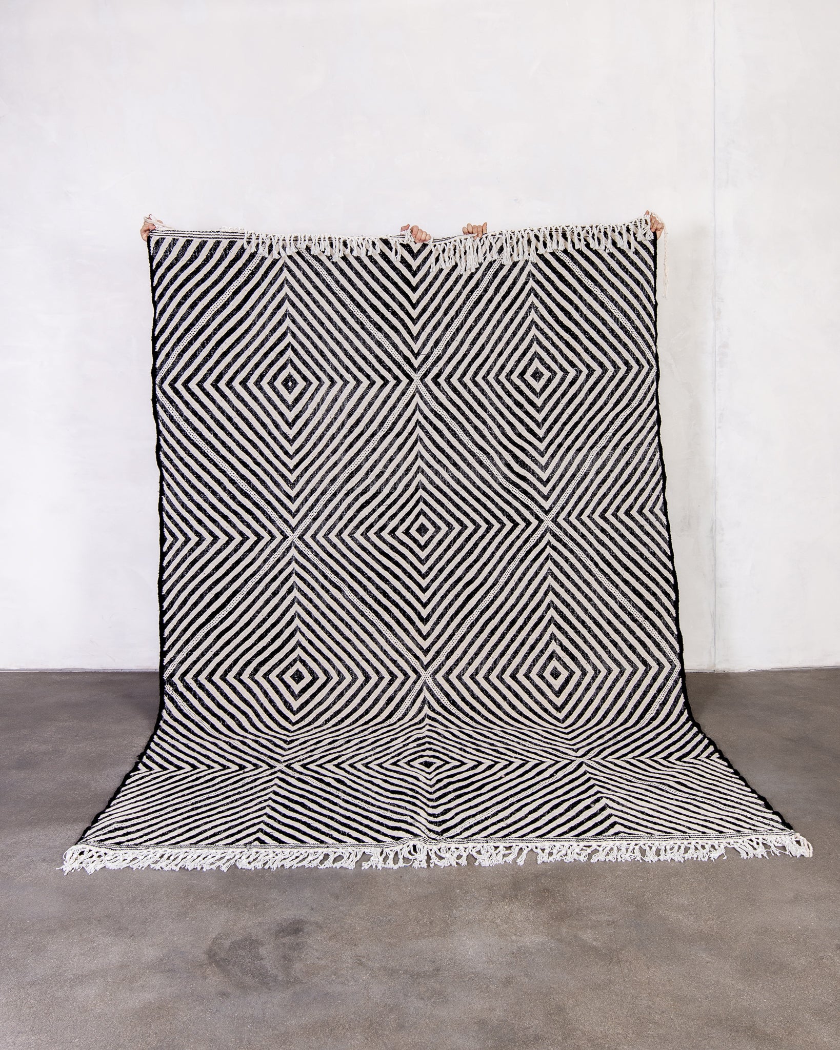 Modern designer handcrafted Berber rug from morocco Kelim with beautiful colors and patterns