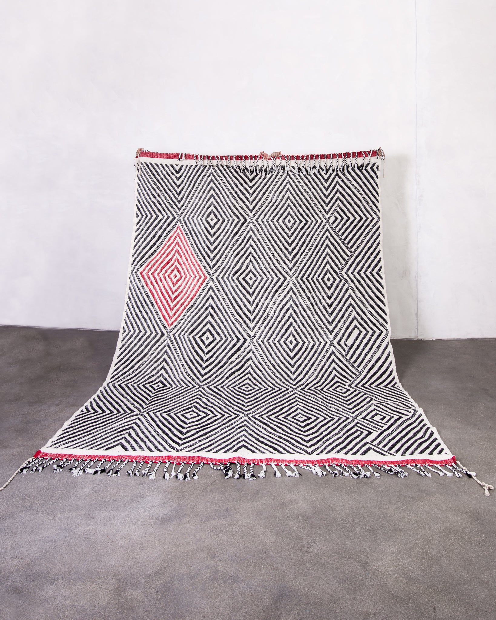 Modern designer handcrafted Berber rug from morocco Kelim with beautiful colors and patterns