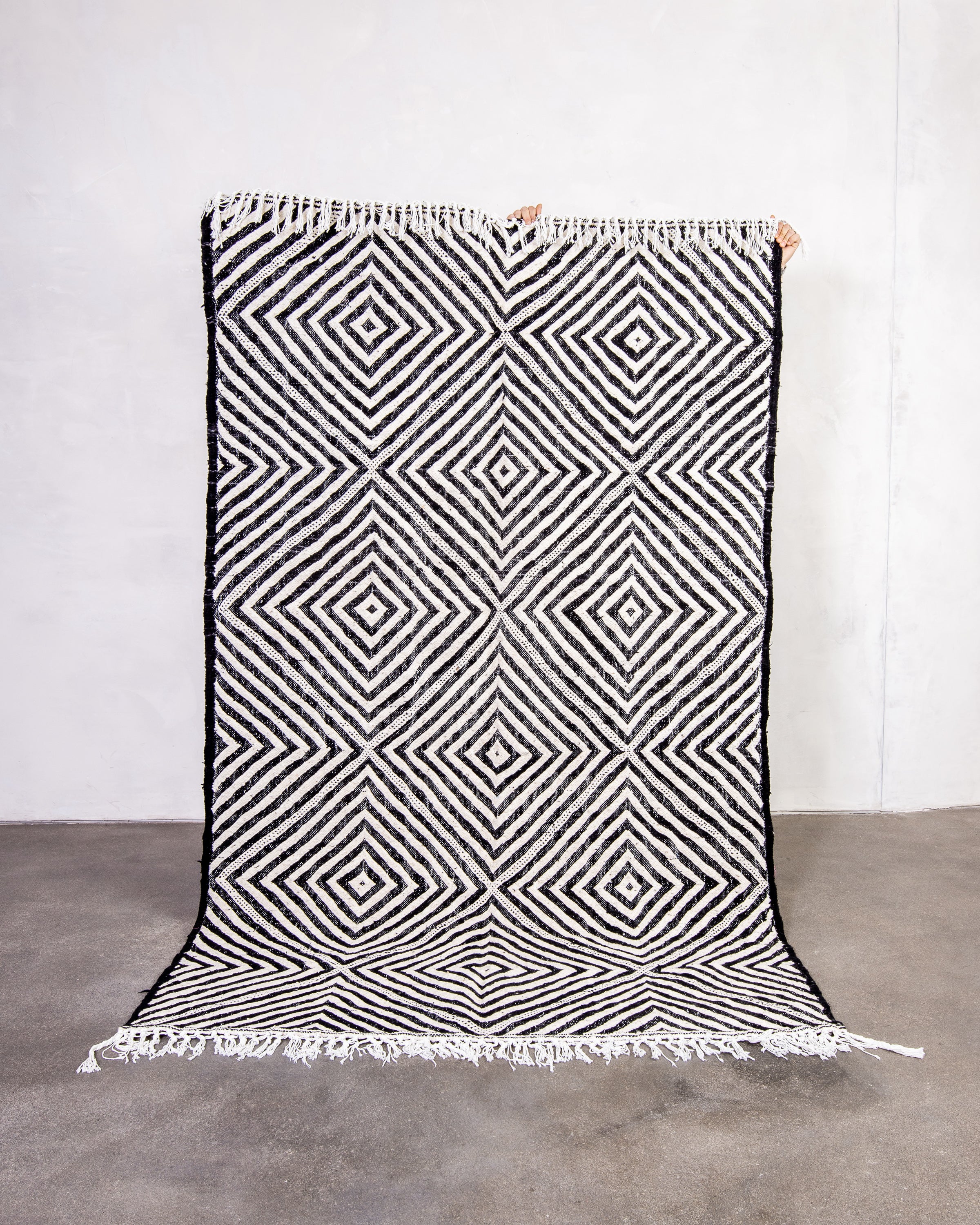 Modern designer handcrafted Berber rug from morocco Kelim with beautiful colors and patterns