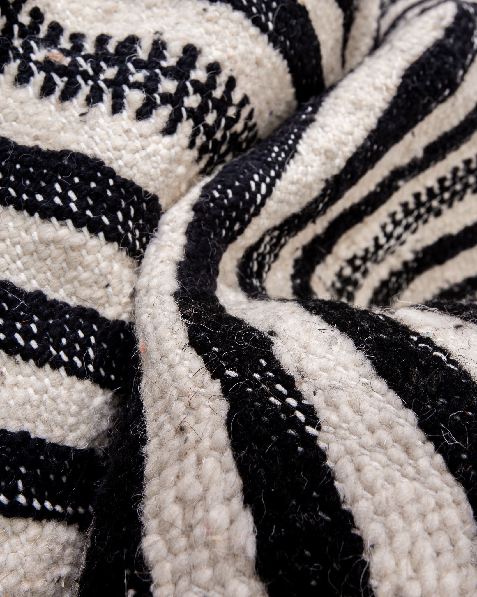 Modern designer handcrafted Berber rug from morocco Kelim with beautiful colors and patterns