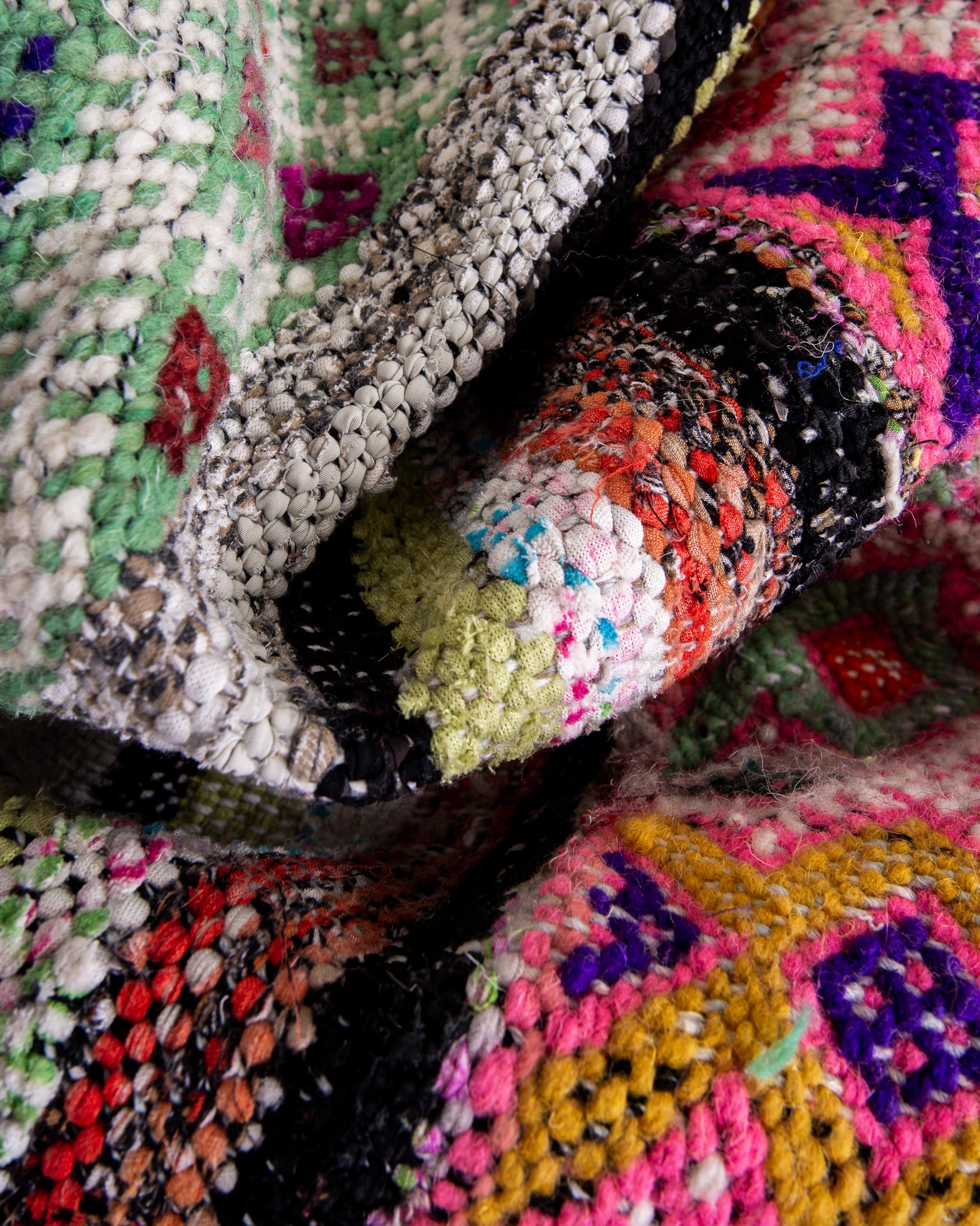 Modern designer handcrafted Berber rug from morocco Kelim with beautiful colors and patterns