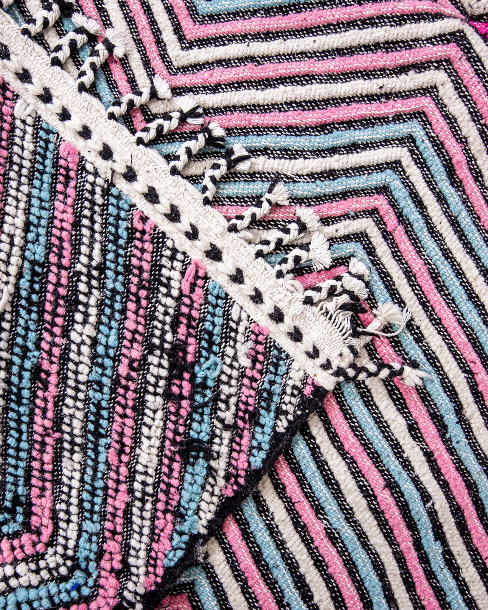 Modern designer handcrafted Berber rug from morocco Kelim with beautiful colors and patterns