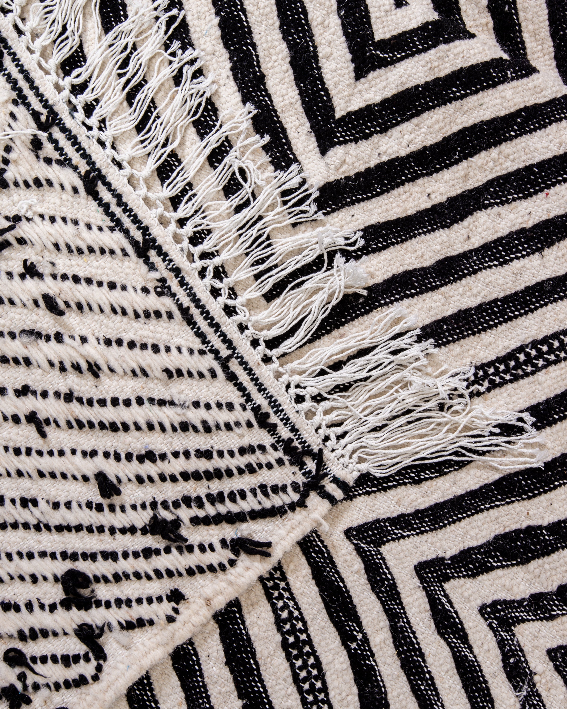 Modern designer handcrafted Berber rug from morocco Kelim with beautiful colors and patterns