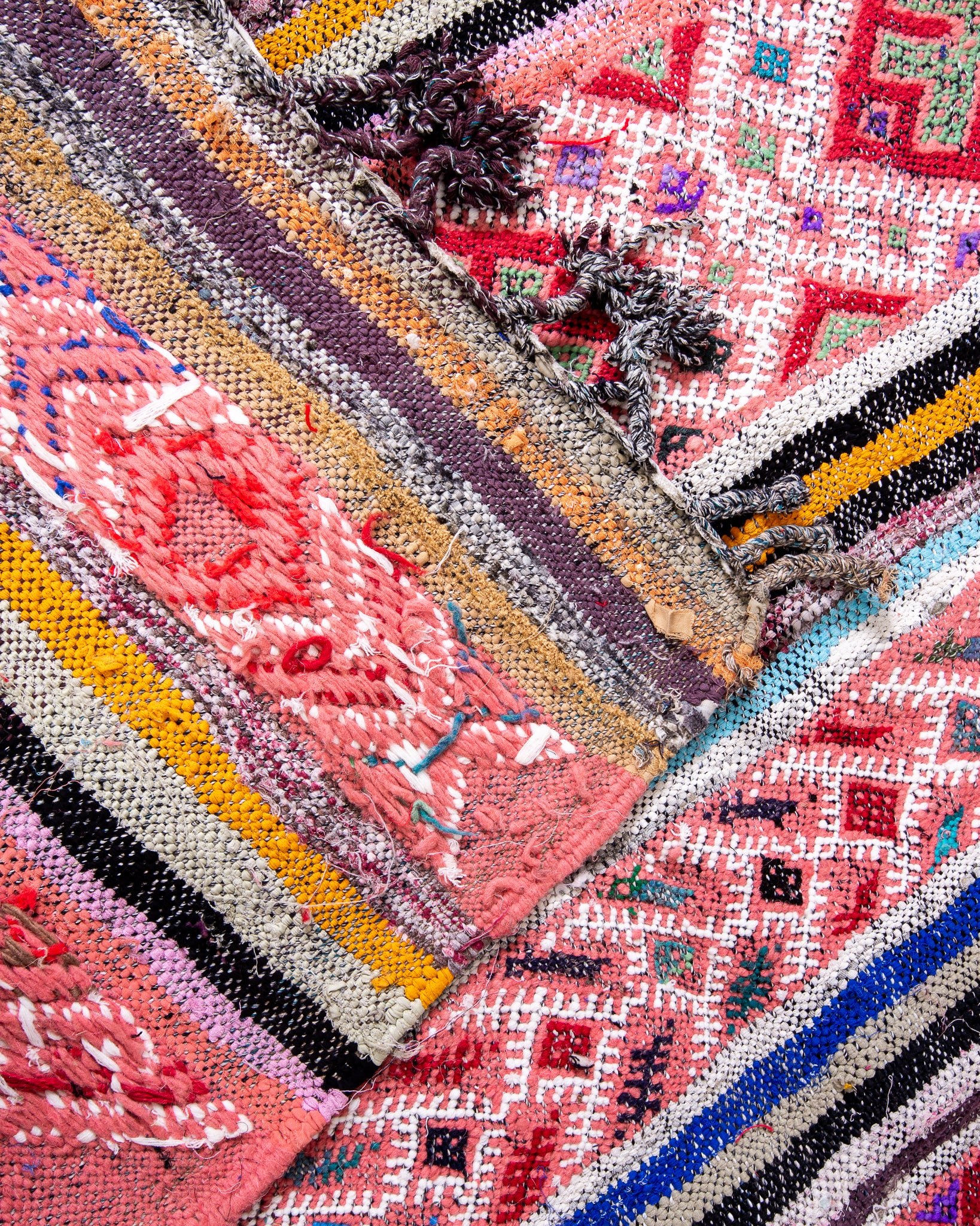 Modern designer handcrafted Berber rug from morocco Kelim with beautiful colors and patterns