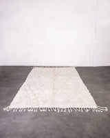 Moderner Designer handgefertigter Berber Teppich aus Marokko Beniourain mit schönen Farben und Mustern