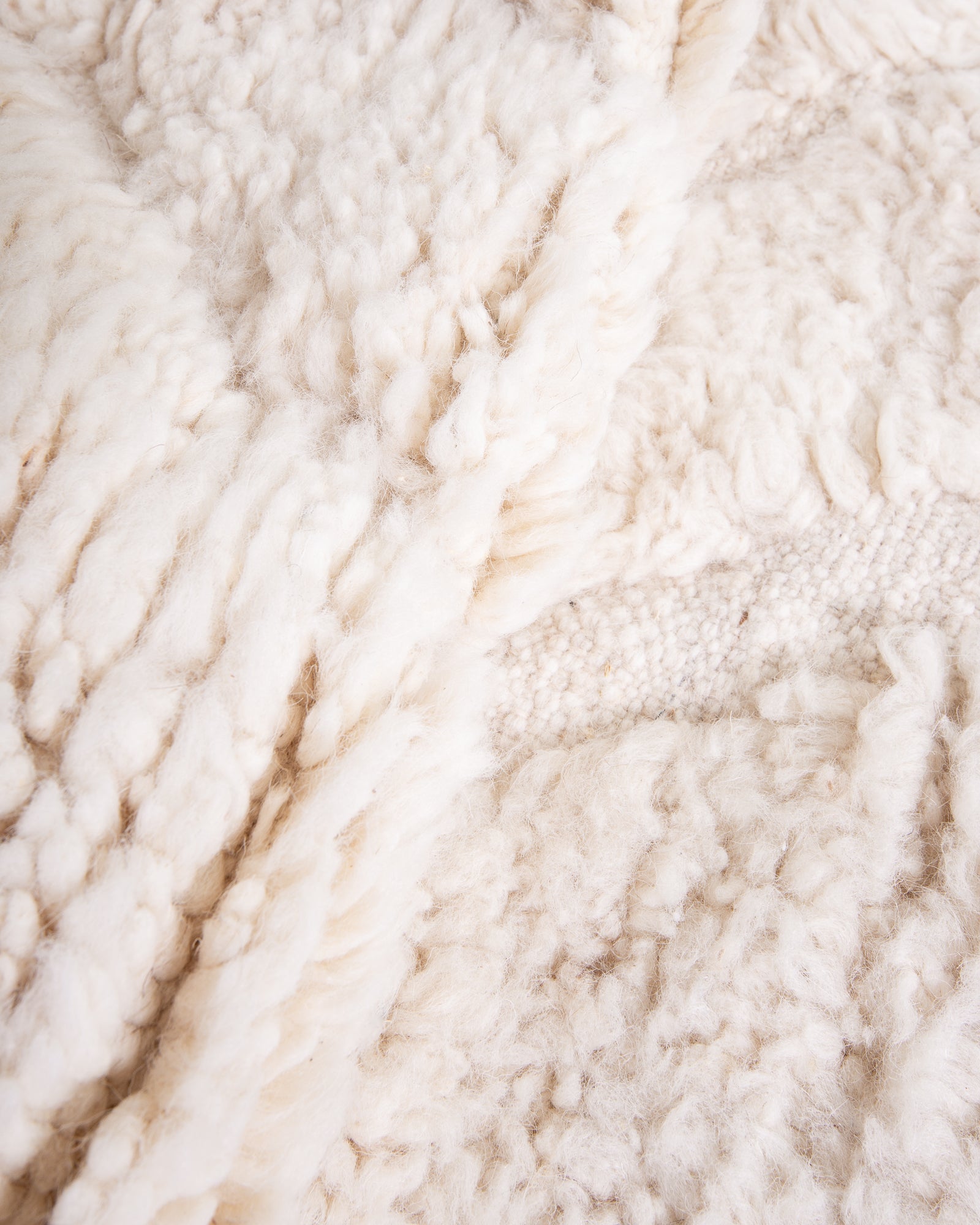 Modern designer handcrafted Berber rug from morocco Beniourain with beautiful colors and patterns