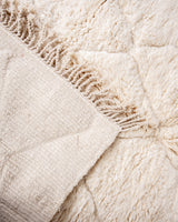 Moderner Designer handgefertigter Berber Teppich aus Marokko Beniourain mit schönen Farben und Mustern