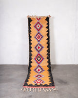 Moderner Designer handgefertigter Berber-Teppich aus Marokko Boujad mit wunderschönen Farben und Mustern