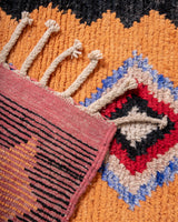 Moderner Designer handgefertigter Berber-Teppich aus Marokko Boujad mit wunderschönen Farben und Mustern